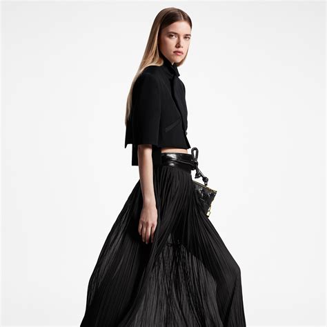 louis vuitton pleated trevi outfit